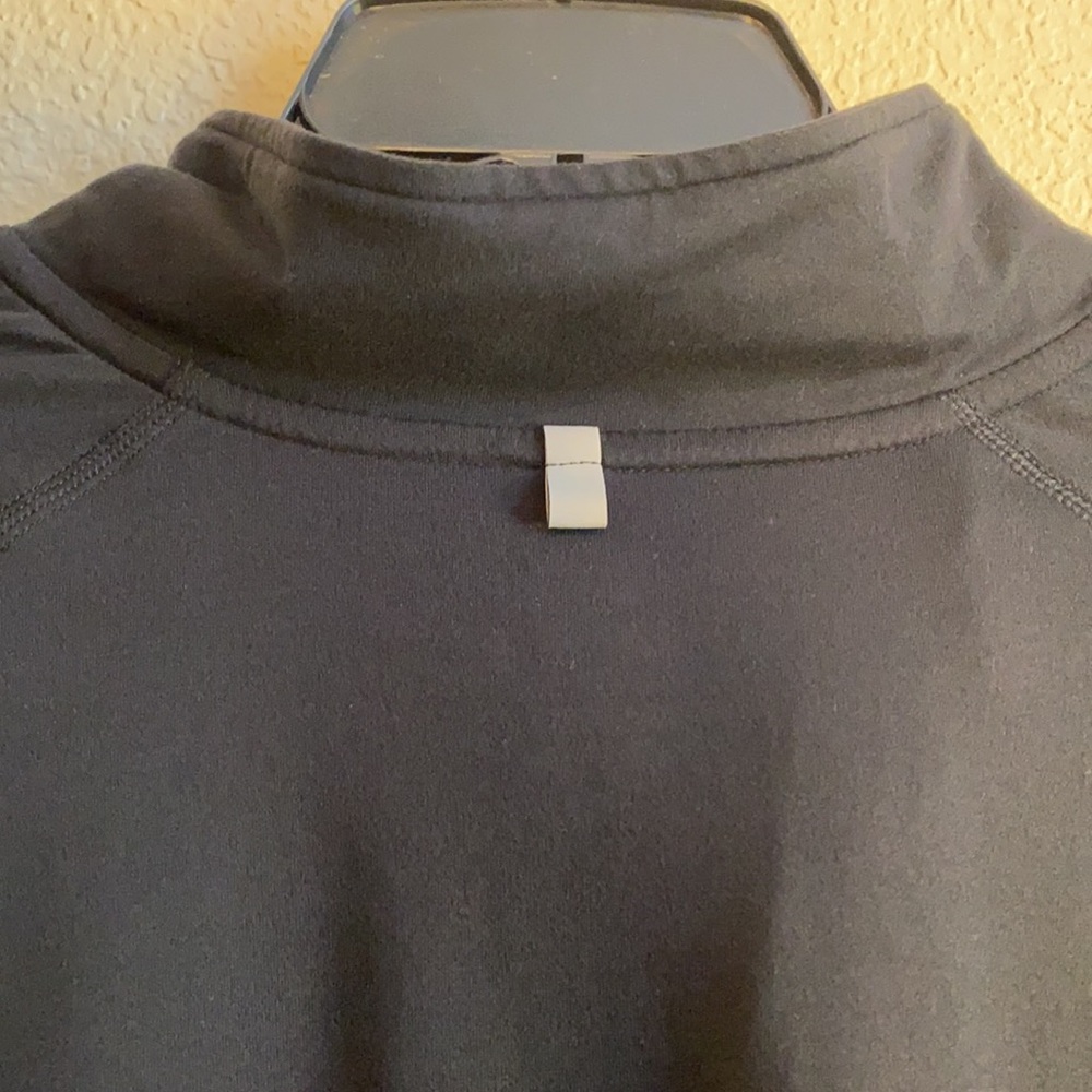 Nike Pull Over - image 5